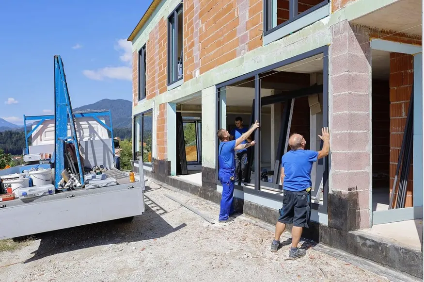 Achat et pose de menuiseries à La Ciotat : modernité
